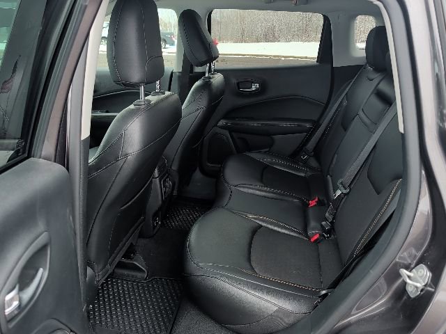 Used 2020 Jeep Compass Latitude w/ Popular Equipment Group image 6