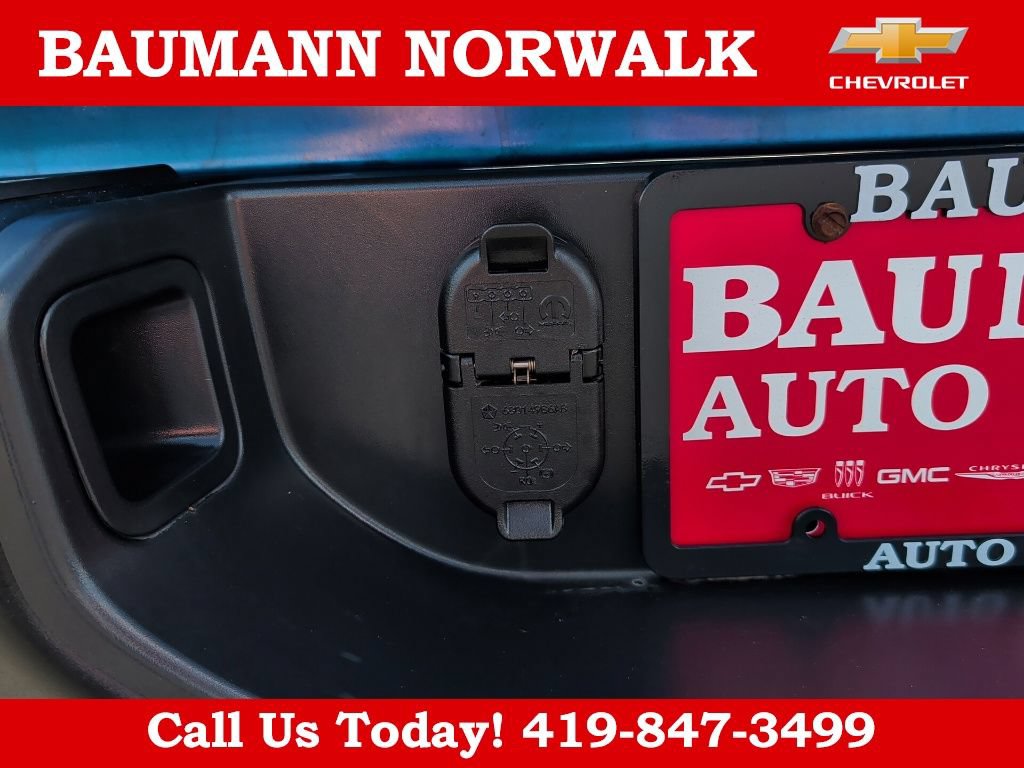 Used 2023 Jeep Gladiator Rubicon w/ Cold Weather Group AWD/4WD image 21