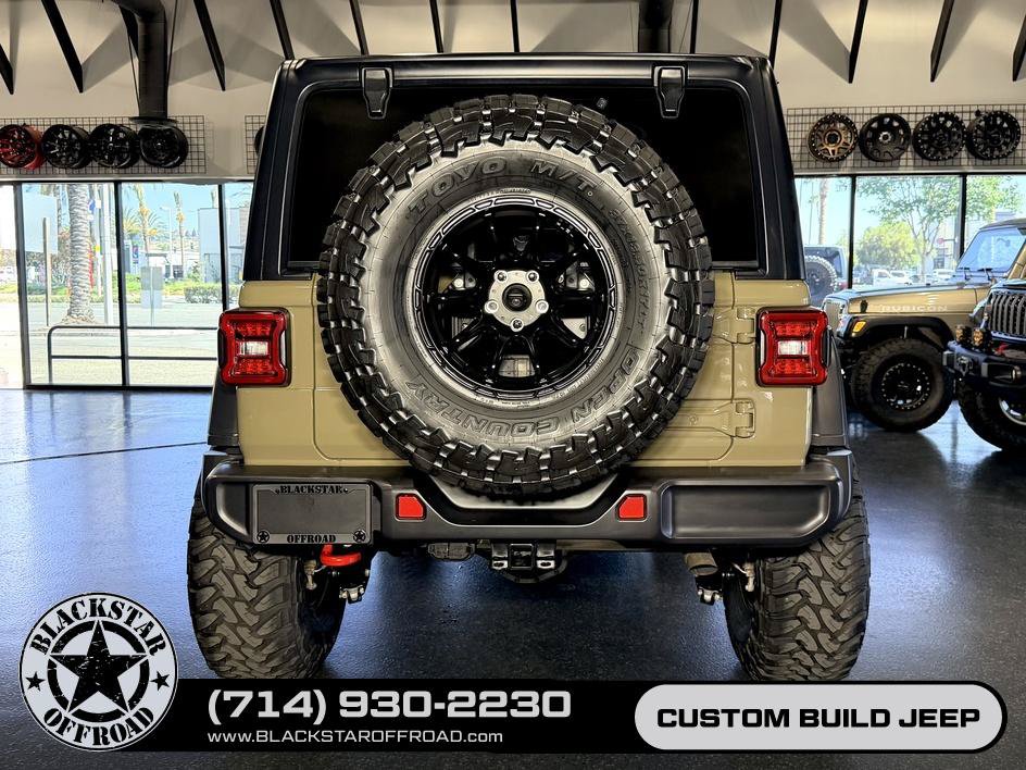Used 2025 Jeep Wrangler Unlimited Rubicon AWD/4WD image 10