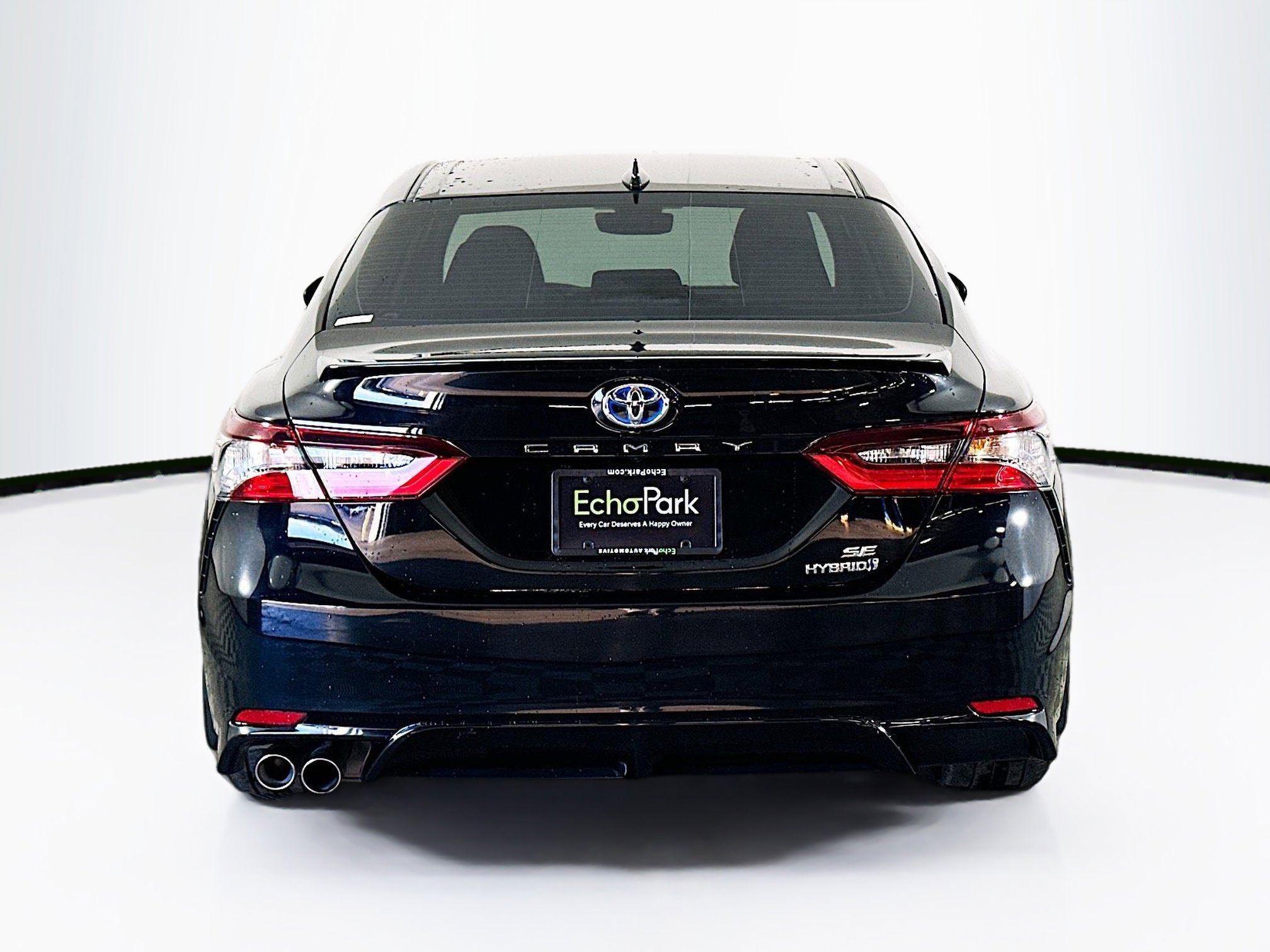 Used 2024 Toyota Camry SE image 7