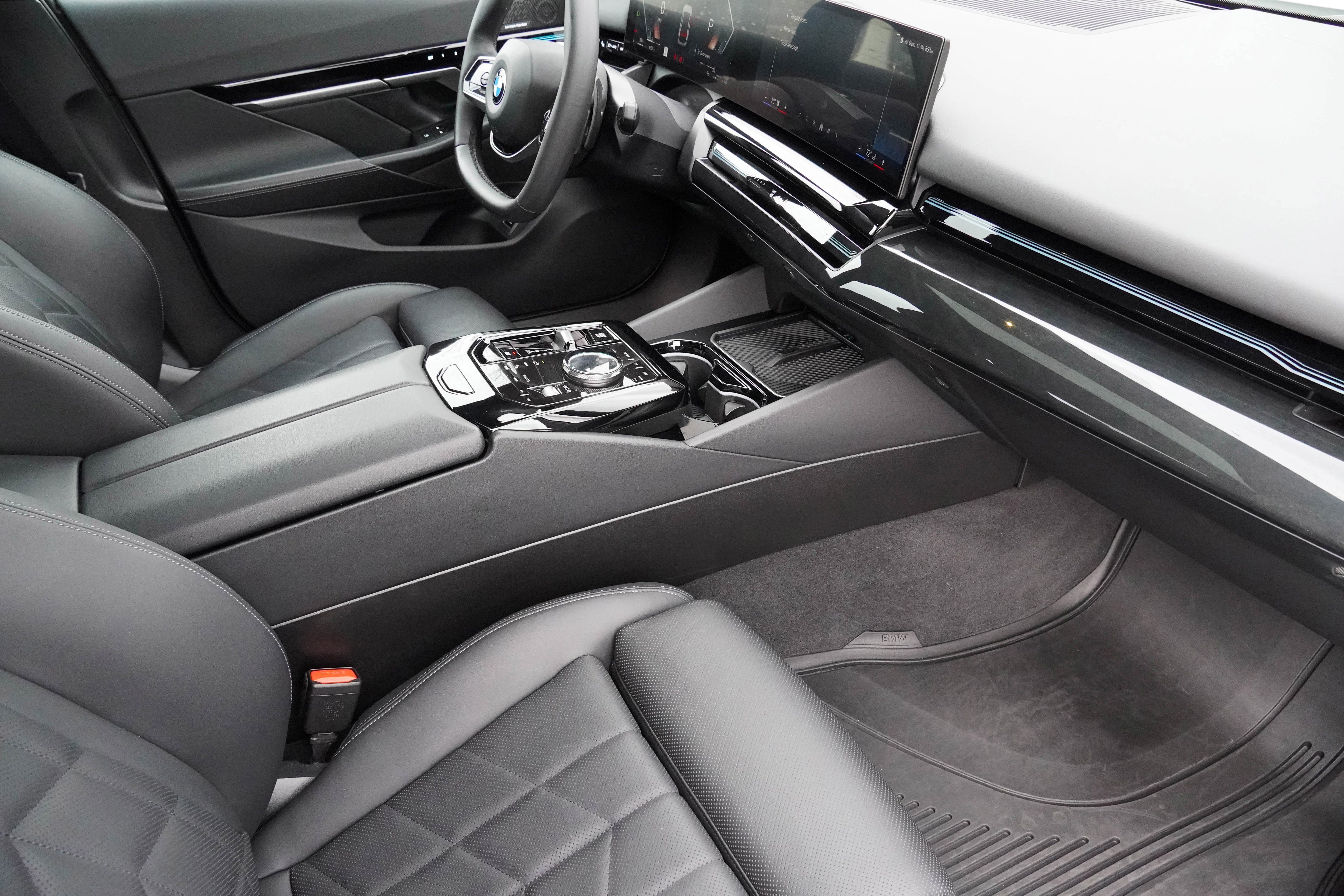 Certified 2024 BMW 530i 530i image 10