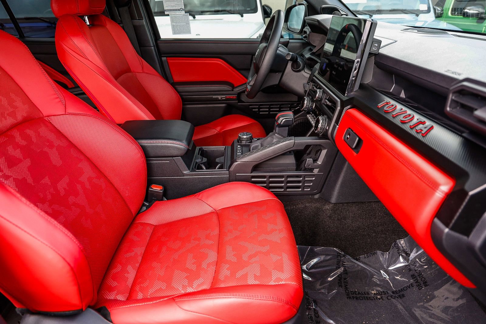 Used 2025 Toyota 4Runner 4WD image 17