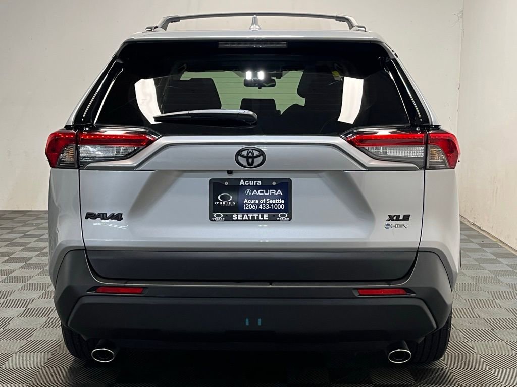 Used 2025 Toyota RAV4 XLE w/ Convenience Package AWD/4WD image 21
