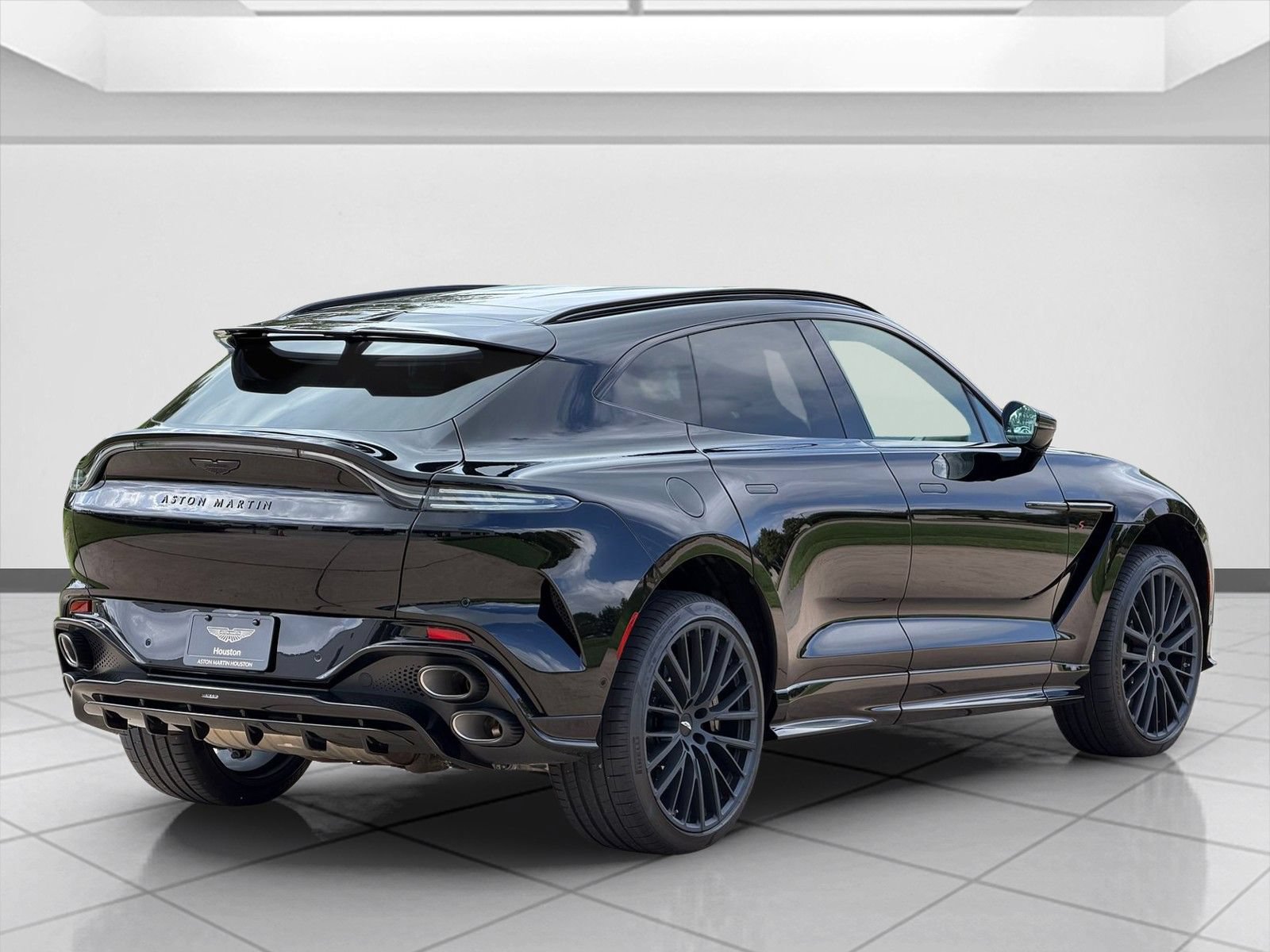 New 2026 Aston Martin DBX 707 AWD/4WD image 10