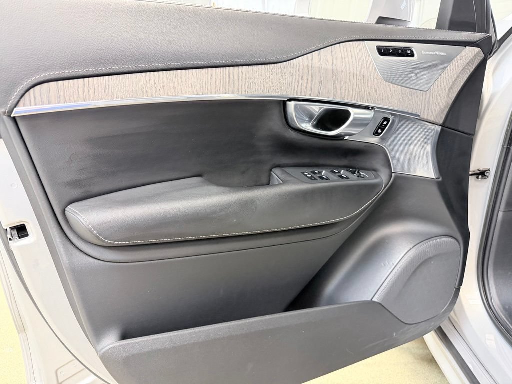 Used 2023 Volvo XC90 B6 Ultimate w/ Lounge Package AWD/4WD image 8