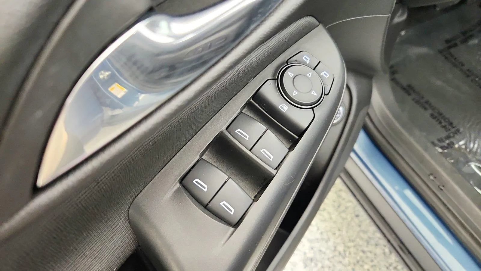 Used 2025 Buick Envista Preferred w/ Convenience I Package FWD image 22