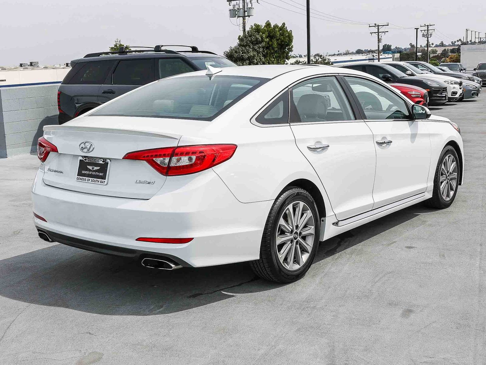 Used 2017 Hyundai Sonata Limited image 4