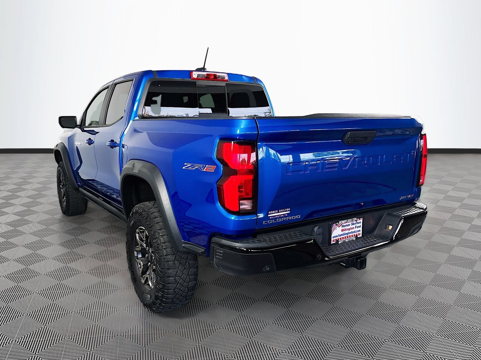 Used 2024 Chevrolet Colorado ZR2 w/ ZR2 Convenience Package III AWD/4WD image 5