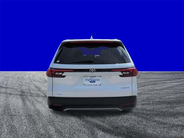 Used 2024 Toyota Grand Highlander FWD image 5