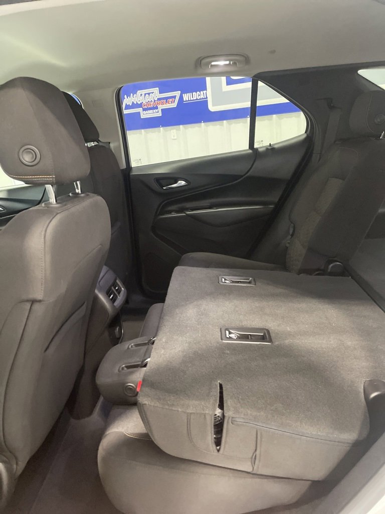 Used 2018 Chevrolet Equinox LT image 32