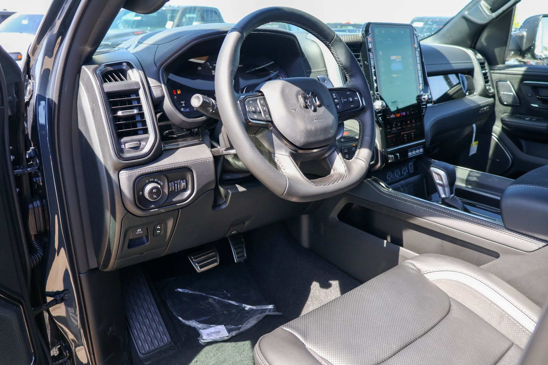 New 2026 RAM 1500 RHO AWD/4WD image 3