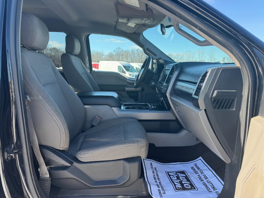 Used 2018 Ford F450 XLT w/ XLT Premium Package image 18