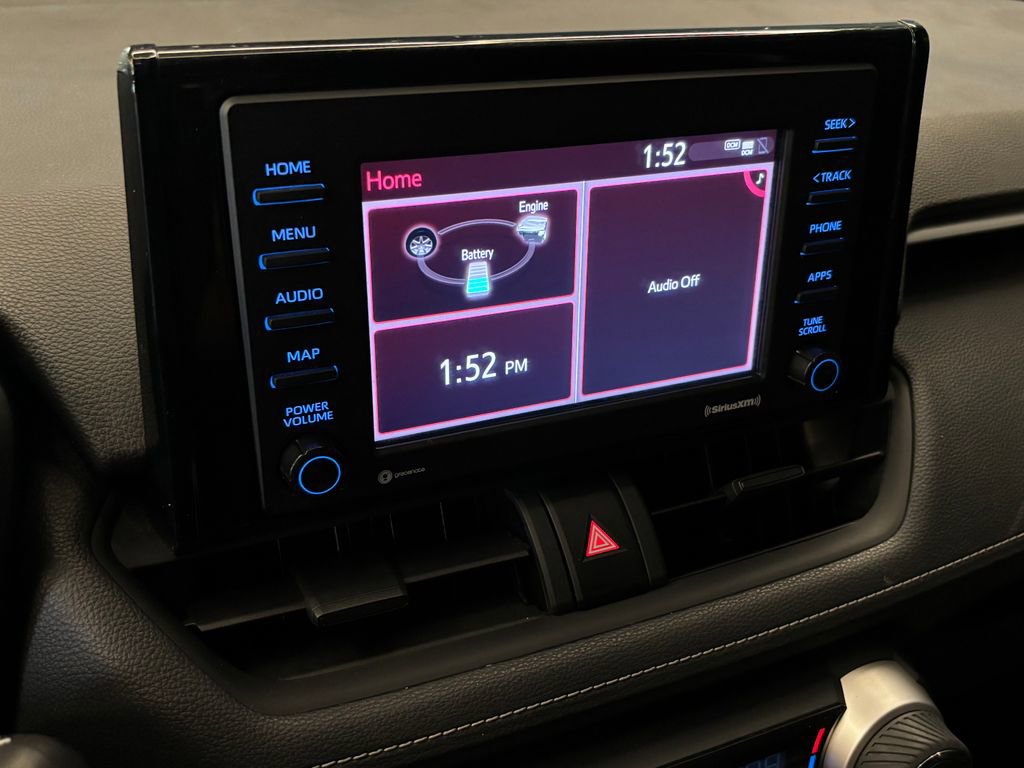 Used 2020 Toyota RAV4 XLE w/ XLE Grade Weather Package AWD/4WD image 12
