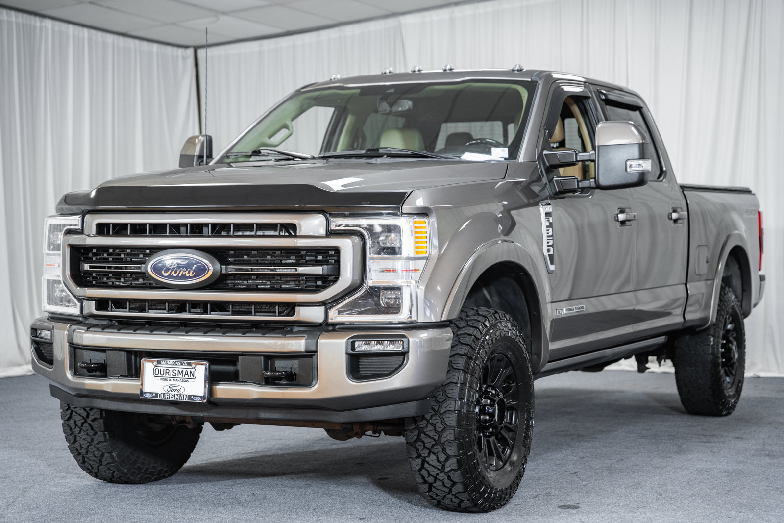 Used 2022 Ford F350 Lariat w/ Tremor Off-Road Package AWD/4WD image 3
