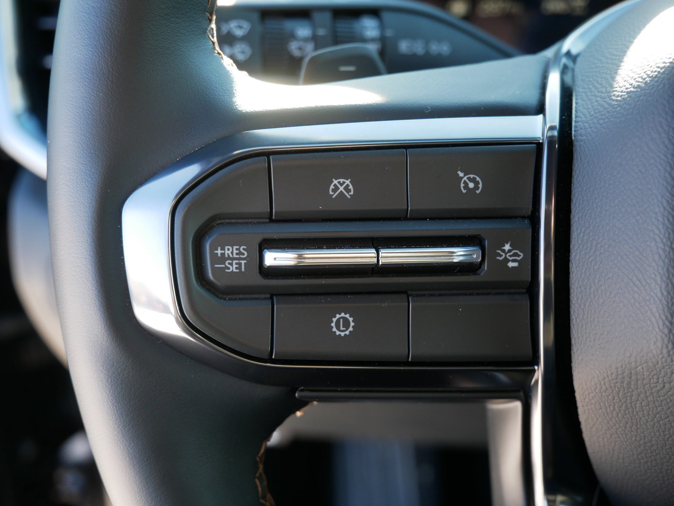 New 2026 GMC Terrain AT4 w/ Convenience Package III image 18