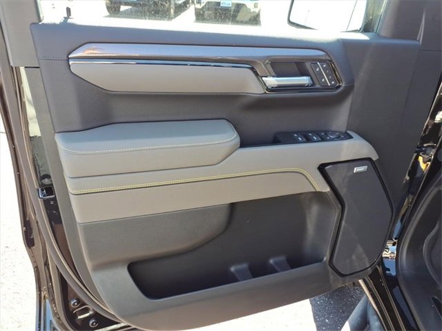 New 2026 Chevrolet Silverado 1500 ZR2 image 15