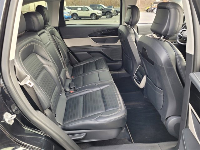 Certified 2024 Lincoln Nautilus Reserve image 13