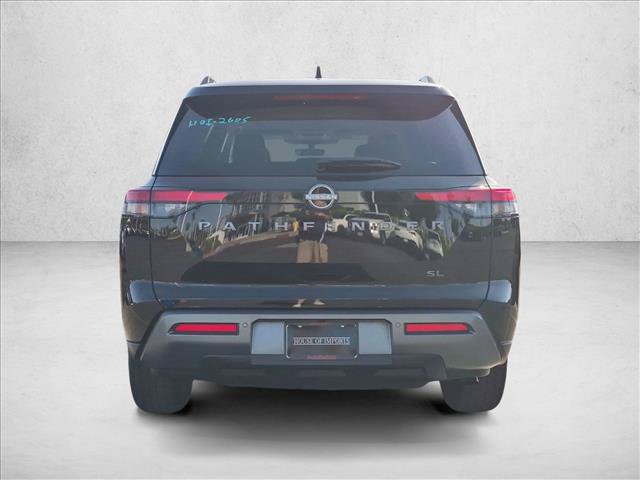 Used 2026 Nissan Pathfinder SL FWD image 7