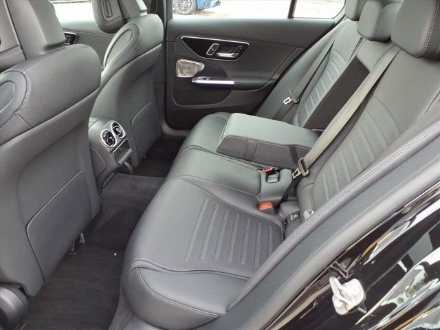 Used 2025 Mercedes-Benz C 300 4MATIC Sedan image 19