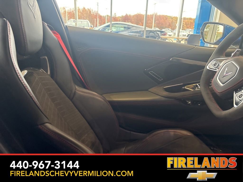 New 2024 Chevrolet Corvette Stingray Premium Conv w/ Stealth Interior Trim Package image 44