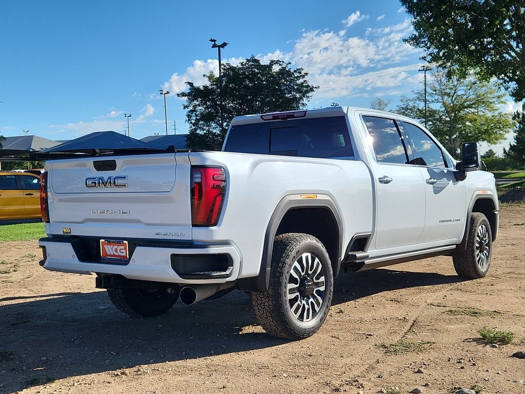 Used 2026 GMC Sierra 2500 Denali Ultimate AWD/4WD image 4