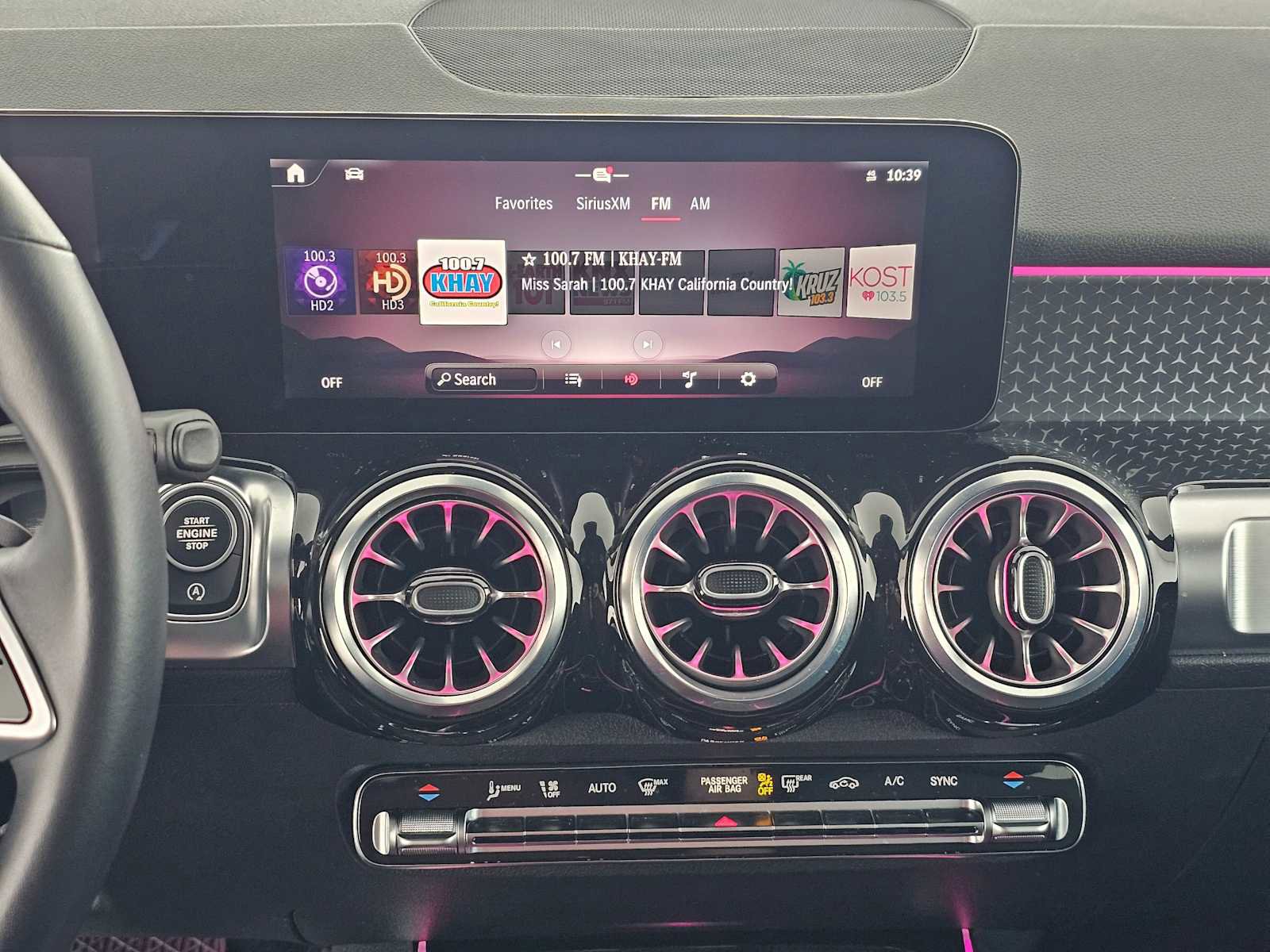 Certified 2025 Mercedes-Benz GLB 250 image 26