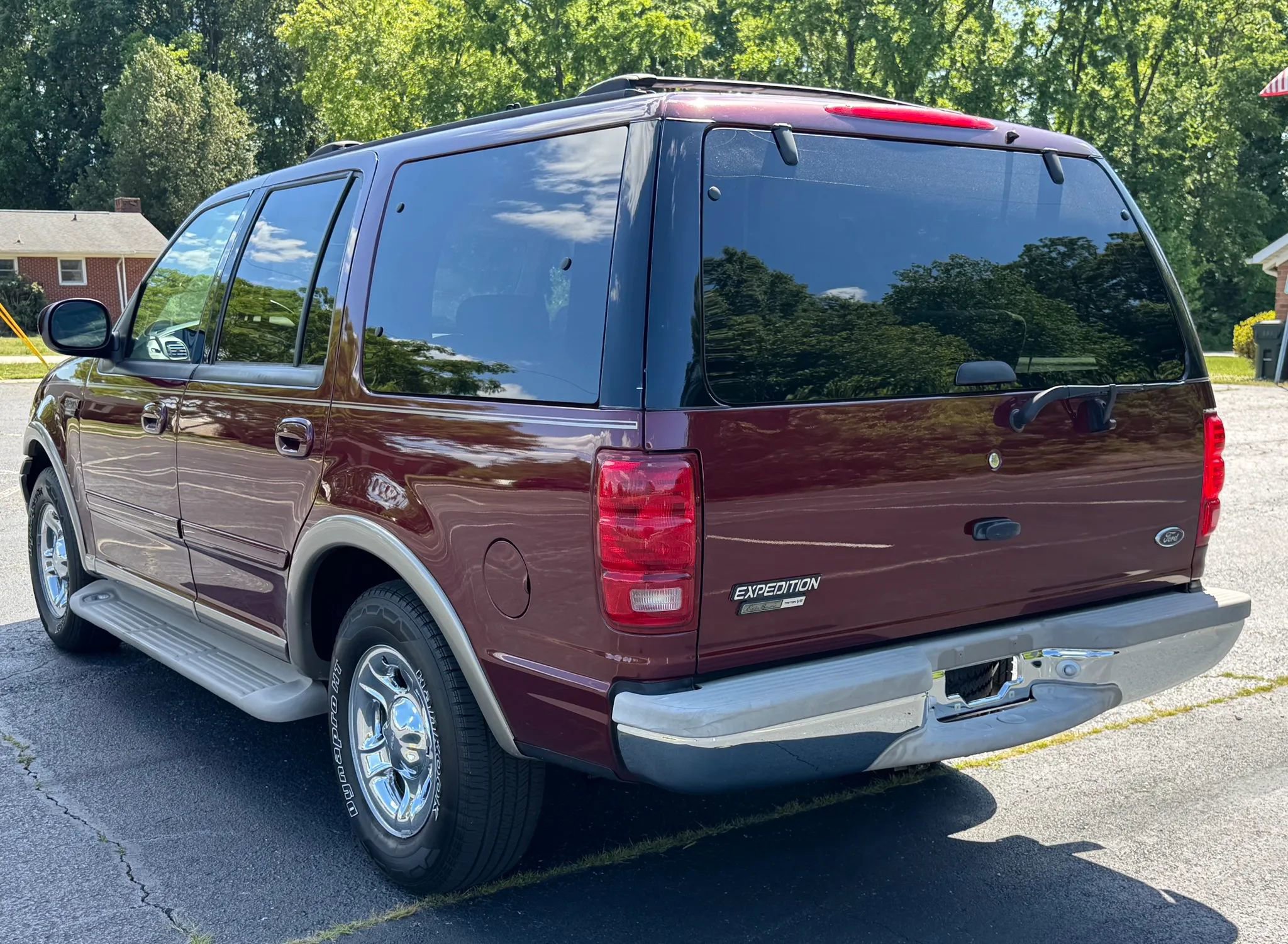 Used 2001 Ford Expedition Eddie Bauer RWD image 6