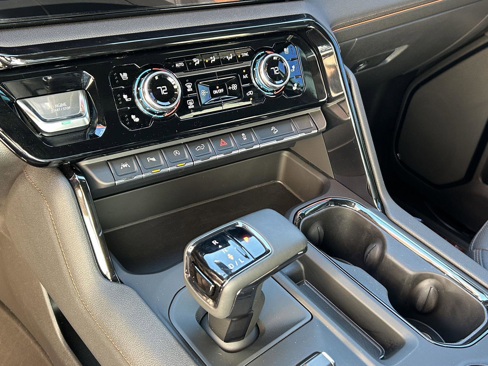 Used 2025 GMC Sierra 1500 AT4 w/ AT4 Premium Package image 35