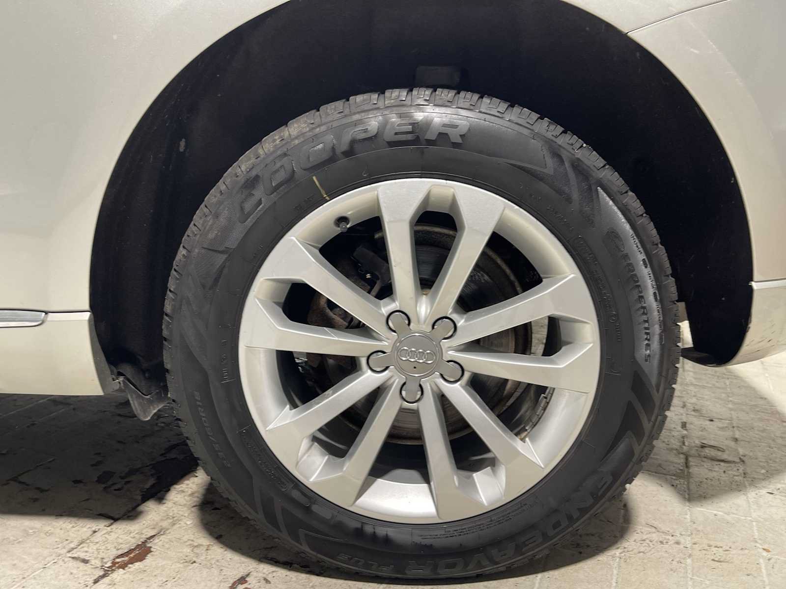 Used 2015 Audi Q5 2.0T Premium Plus w/ Technology Package AWD/4WD image 8