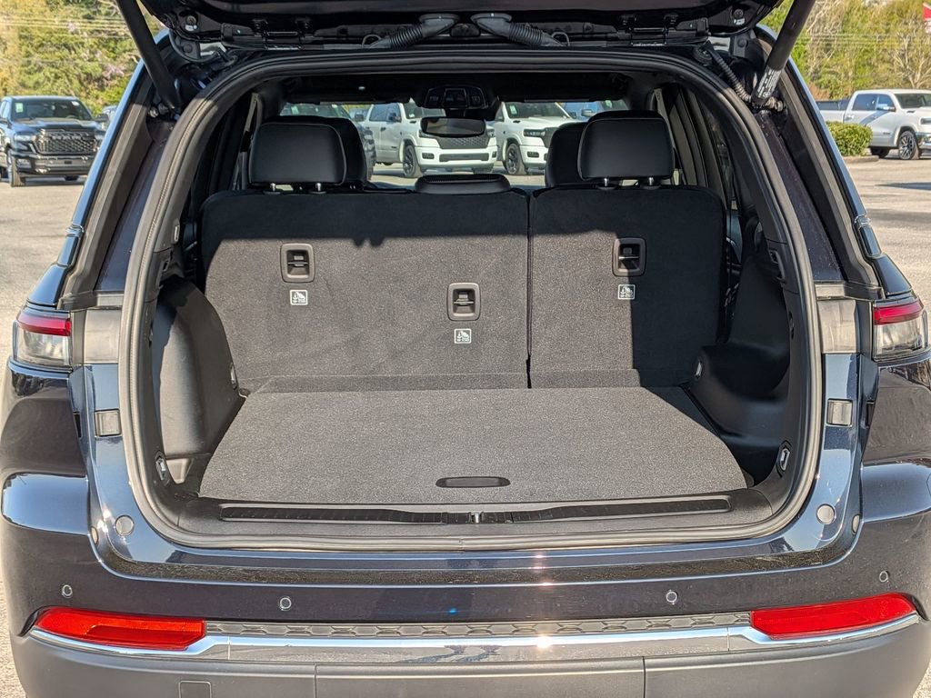 Used 2024 Jeep Grand Cherokee Limited w/ Trailer Tow Package image 33