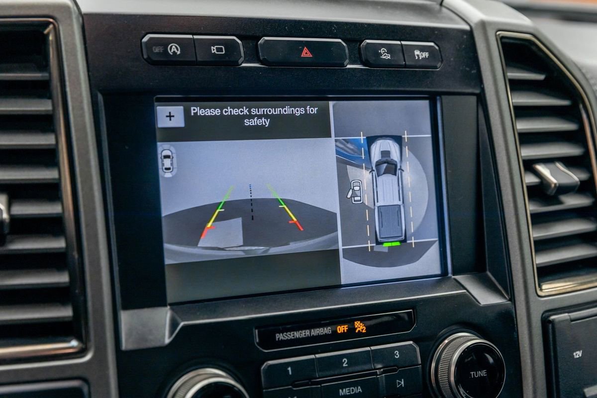 Used 2019 Ford F150 Raptor w/ Equipment Group 802A Luxury image 29