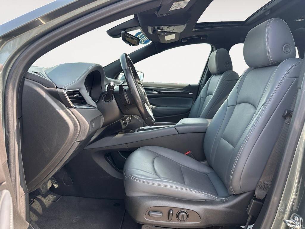 Used 2024 Buick Enclave Essence w/ Experience Buick Package FWD image 9