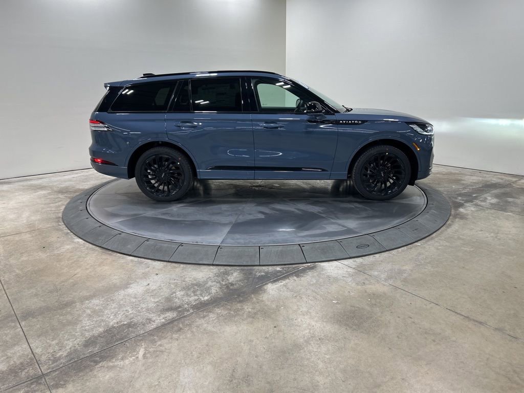 New 2026 Lincoln Aviator Reserve image 4