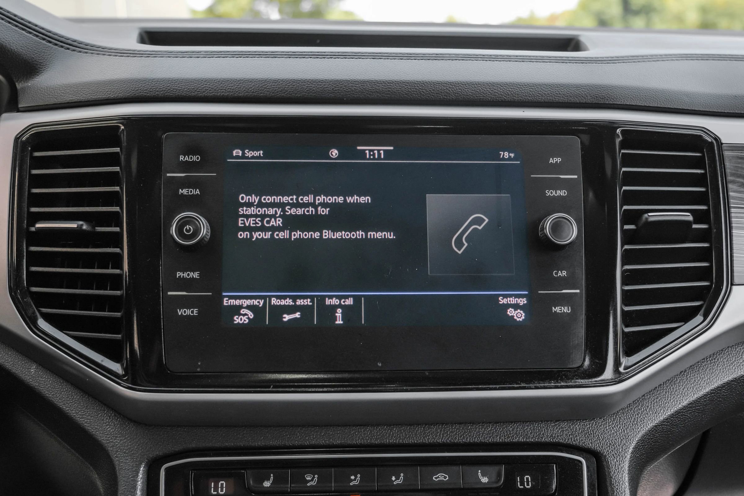 Used 2022 Volkswagen Atlas Cross Sport SE w/ Panoramic Sunroof Package image 28