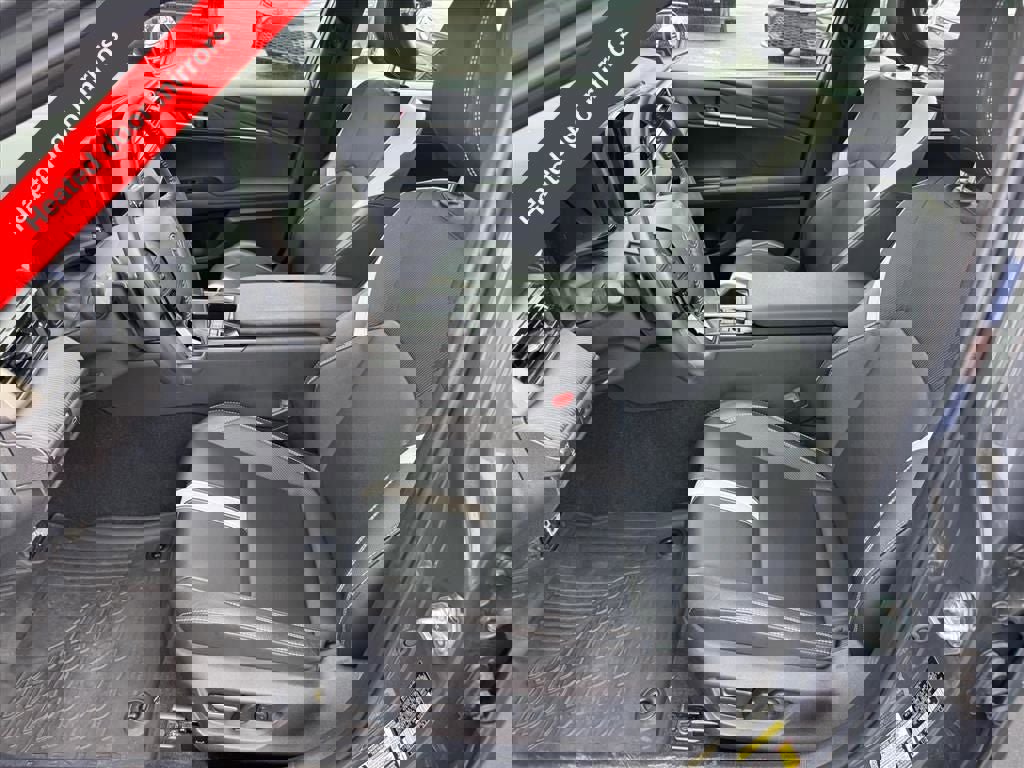 Certified 2025 Toyota Camry SE image 9