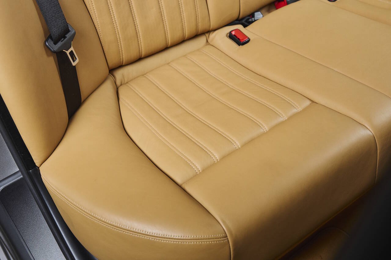 Used 2003 BMW M5 RWD image 57