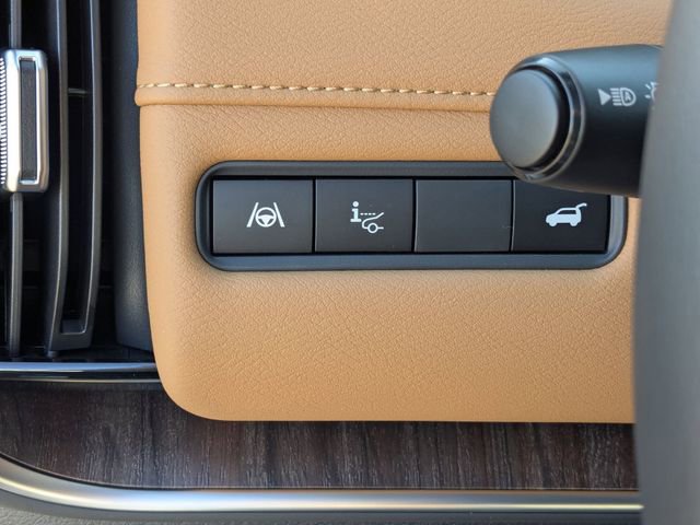 New 2026 Nissan Armada SL w/ Captain's Chari Seat Package AWD/4WD image 16