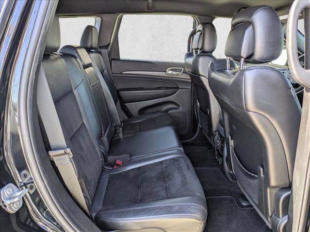 Used 2017 Jeep Grand Cherokee Altitude RWD image 18
