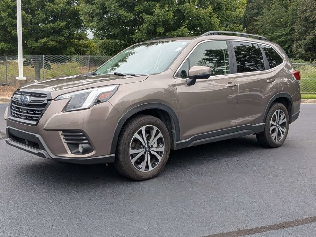 Used 2022 Subaru Forester Limited AWD/4WD image 5