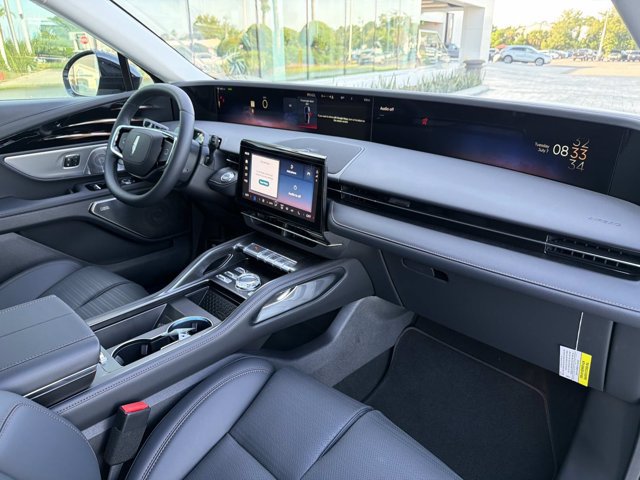New 2026 Lincoln Nautilus Reserve AWD/4WD image 19