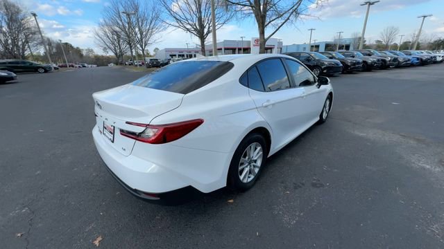Used 2025 Toyota Camry LE image 16