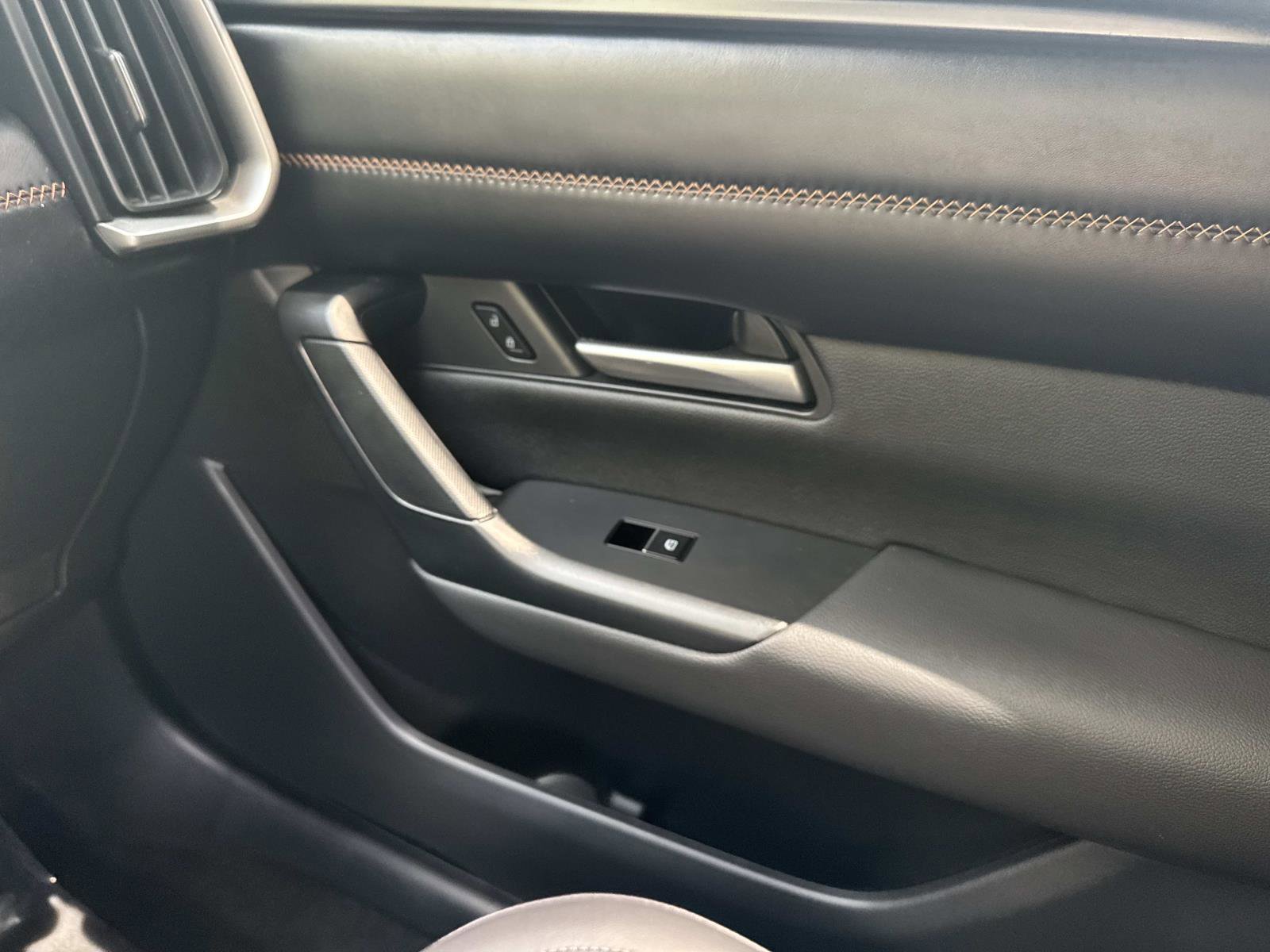 Used 2025 MAZDA CX-50 AWD 2.5 Turbo w/ Premium Pkg image 20