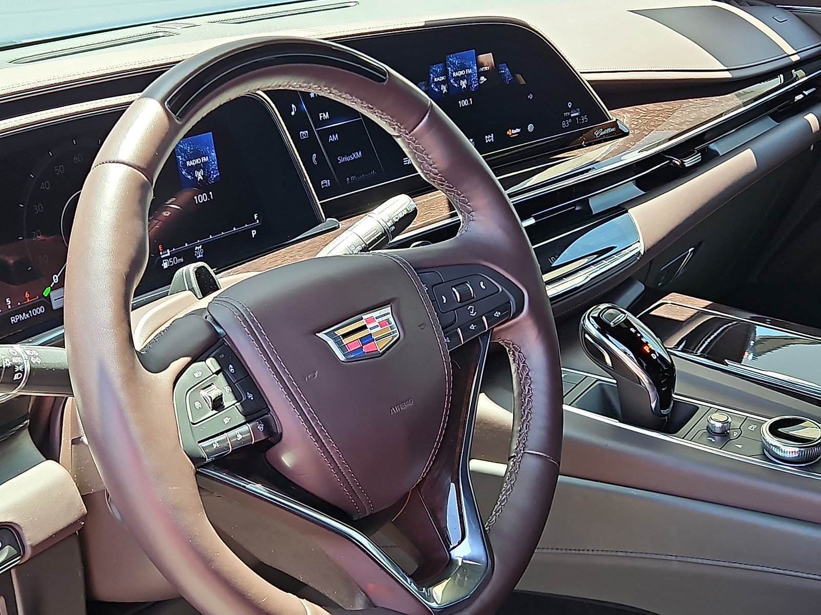 Certified 2023 Cadillac Escalade ESV Sport Platinum AWD/4WD image 12