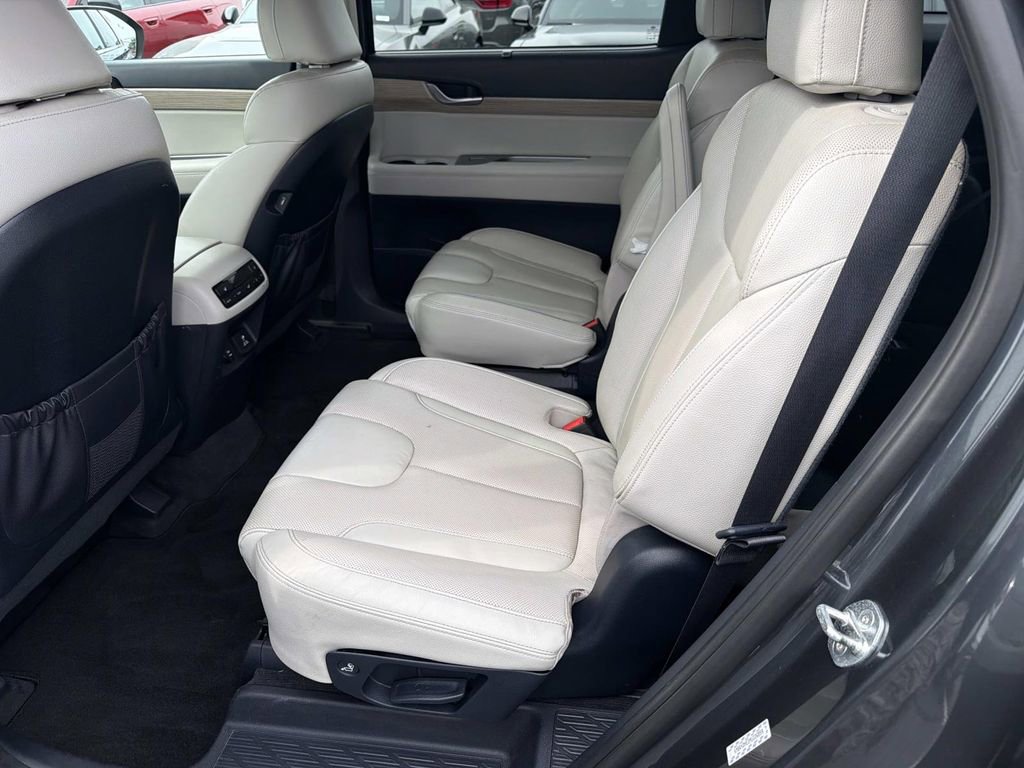 Used 2021 Hyundai Palisade SEL w/ Premium Package AWD/4WD image 14