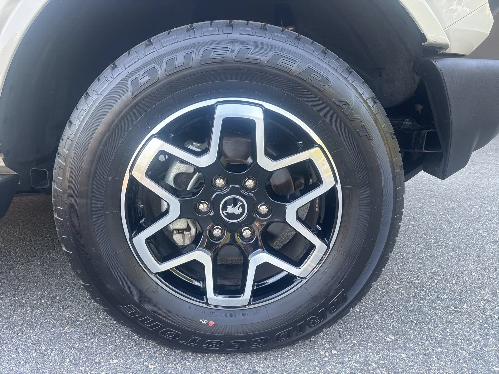 Used 2025 Ford Bronco Outer Banks AWD/4WD image 46