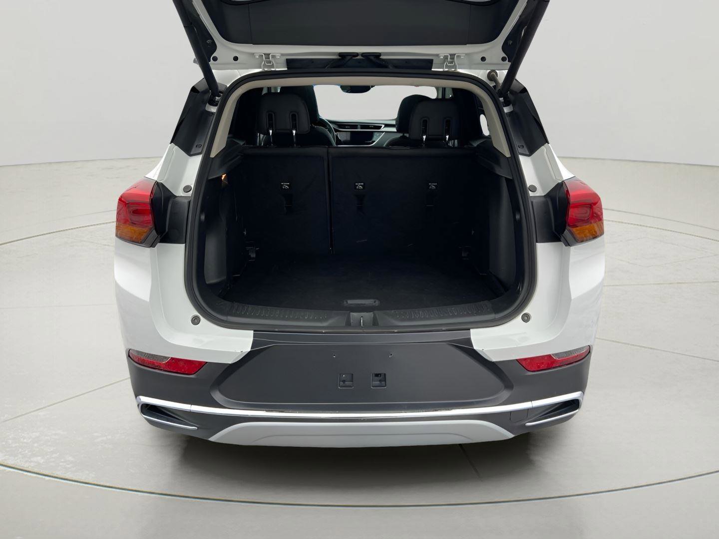 Used 2022 Buick Encore GX Essence w/ Experience Buick Package image 10