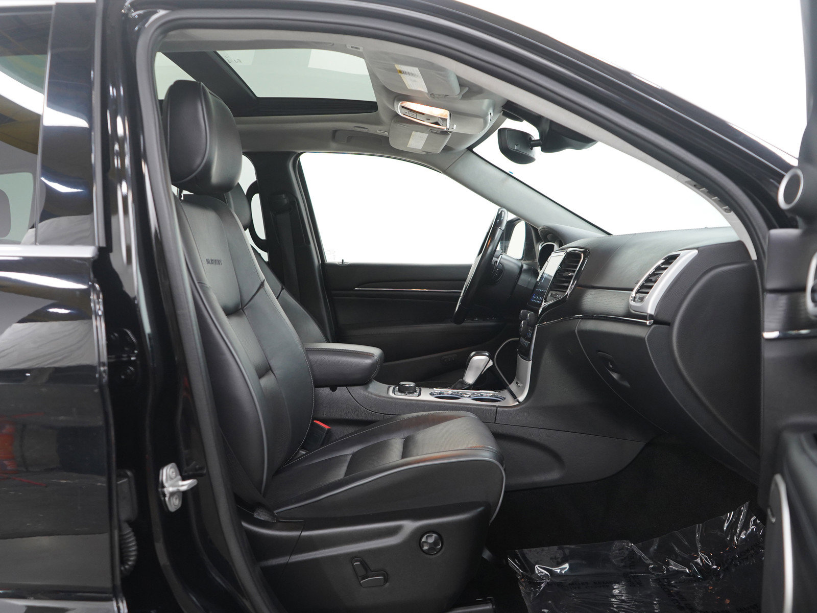 Used 2021 Jeep Grand Cherokee Summit image 11