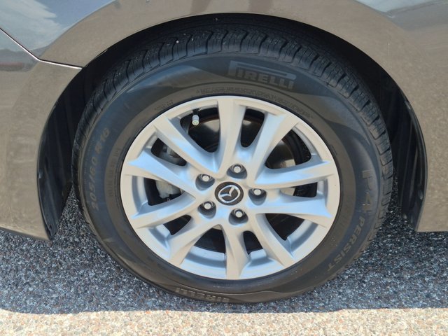 Used 2016 MAZDA MAZDA3 i Touring FWD image 10