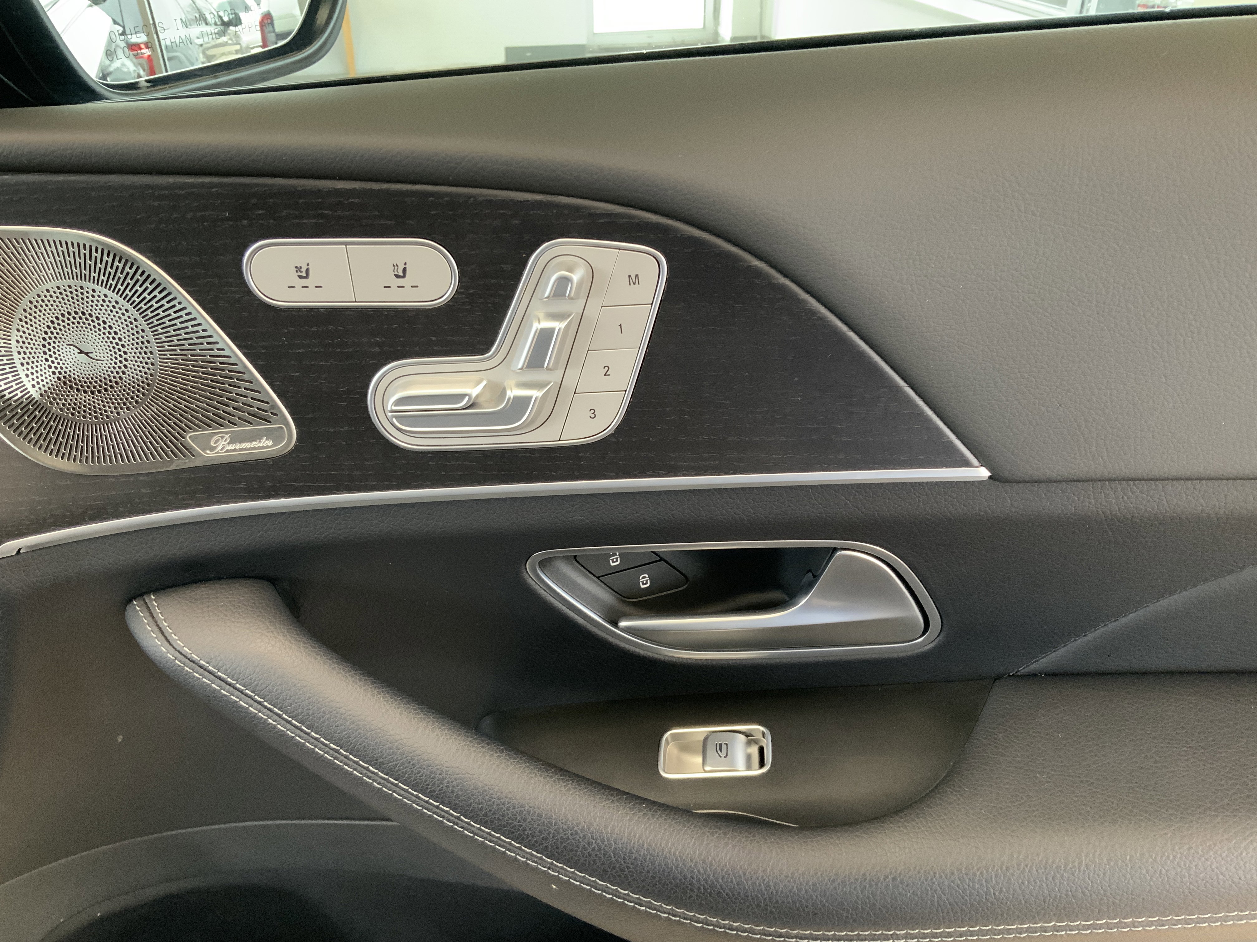 Used 2022 Mercedes-Benz GLS 450 4MATIC image 36