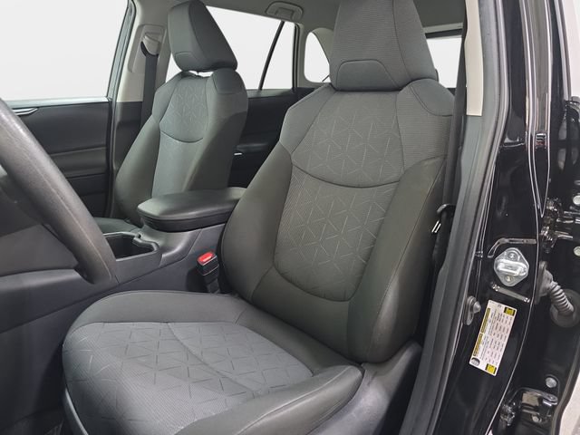 Certified 2025 Toyota RAV4 XLE AWD/4WD image 12